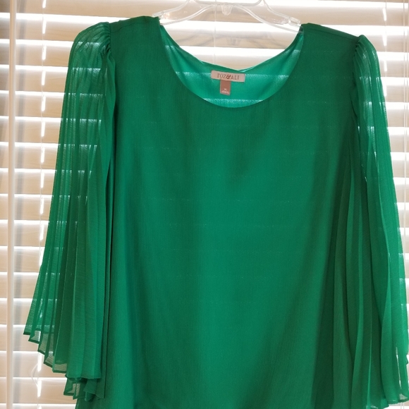 Tops - 3/$25 Dressbarn Blouse